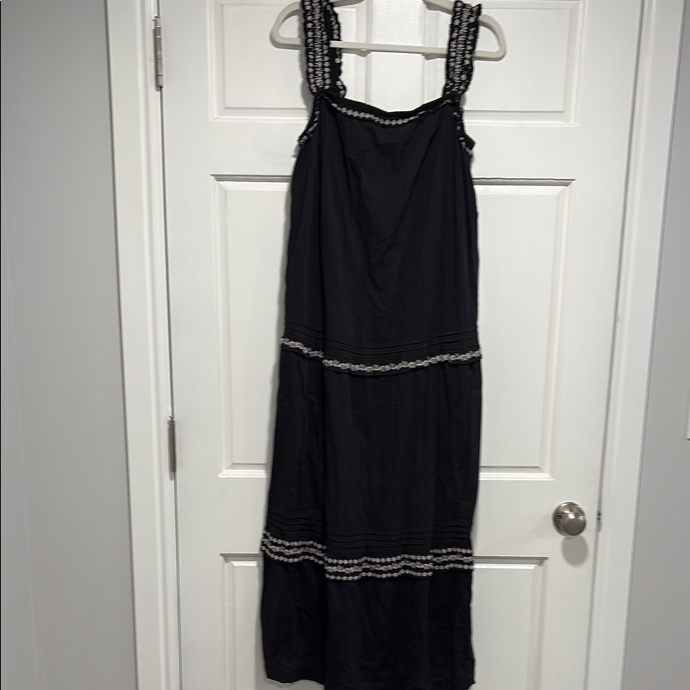 Elegant Black Maxi Dress